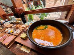 -银米·云南传统过桥米线(双廊黑金冠店)