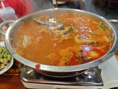 苗家酸汤鱼-苗湘食府(十年店)