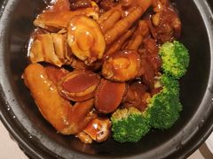 鲍鱼猪手焖鸡煲-尚一汤·粤菜海鲜(环球港店)