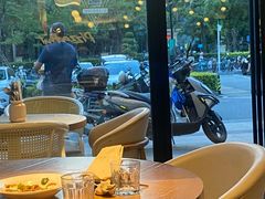 -必胜客(阿罗海店)