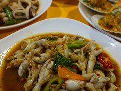-班赞海鲜市场胖阿姨加工点