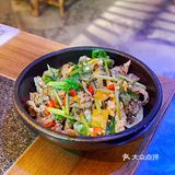 谁能抗拒一个全年免费吃蛙的机会呢