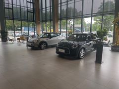 -上海普陀宝诚MINI4S店(红柳路店)