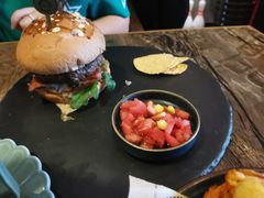 -HIGH FIVE哈福手工汉堡(桂林路店)