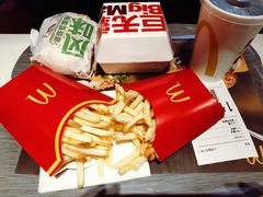 -麦当劳(海岸城店)