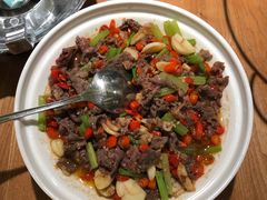-费大厨辣椒炒肉(万家丽一店)