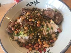 红烧排骨米粉干拌-常樂屋·常德米粉(青年路店)