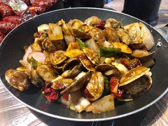 -巴厘龙虾·榜首油焖大虾(音乐学院·沿江酒馆店)
