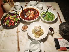 -初蓉丨遇见新川菜(亲贤街荣耀店)