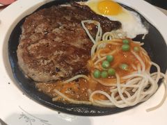 -豪客来牛排(重庆三峡广场步行街1704店)