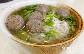 Beef Rice Noodle Soup