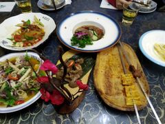 -乡村馕坑肉·烧烤·新疆菜·本地人更爱吃(阿勒泰首店)