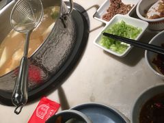-左庭右院鲜牛肉火锅(浦江欢乐颂店)