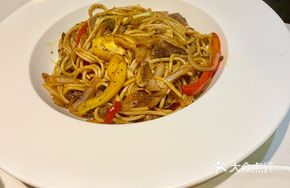 Black Pepper Beef Noodles