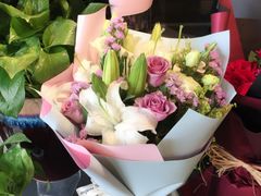 -花言草语鲜花店(灵山路店)