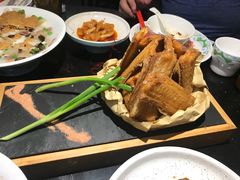 -老头儿油爆虾·知味杭州(爱琴海购物中心)