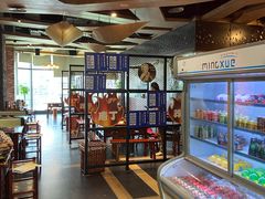 大堂-莽子老火锅(大坪店)
