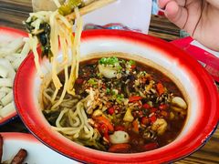 墨鱼仔捞粉-老三样·美食研究中心(世贸路店)