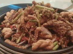 干锅鱿鱼须-巴特餐饮6加1音乐餐吧·新疆菜