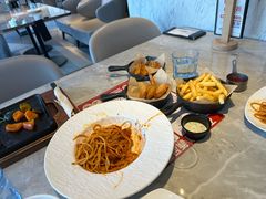 -必胜客(尹山湖歌林公园店)