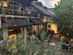 -喜洲吧·江畔老船厂·庭院餐厅(喜临院店)