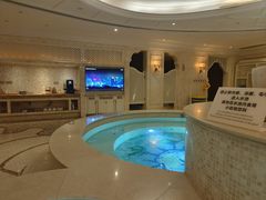 -麓湖国际水疗