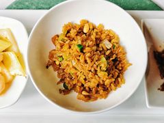 松子牛肉炒饭-三号黄浦会Canton Table