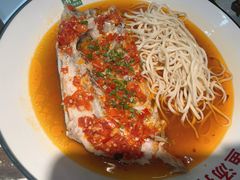 剁椒鱼头-湘当有饭剁椒鱼头(昆山招商花园城店)