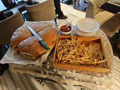 -唐拉雅秀酒店-西锦汇空中BBQ·思创餐厅