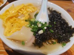 鸡汤馄饨-怪噜范·老贵阳街头名小吃(鸿通城店)