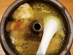 -云海肴·汽锅鸡·云南菜(天山百盛优客店)