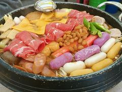 -豚妈妈汤饭·部队锅(南京东路店)