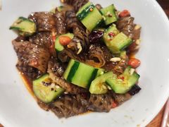 -黄泥岗·地道湖北菜(奥特莱斯店)