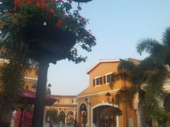 -佛罗伦萨小镇广佛名品奥特莱斯(疏港路店)