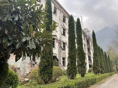 -四川汶川特大地震漩口中学遗址
