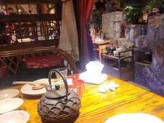-老牌坊云南鱼豆花火锅(嵩山店)