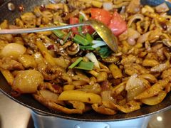 -富正毅三下锅·湘西韵味(天门山索道店)