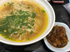 红烧牛筋面-洪长兴(云南南路店)
