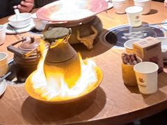 -吃饭皇帝大土家民族菜(荟聚店)