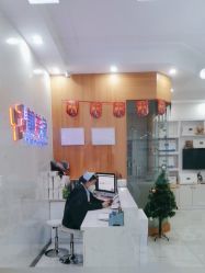 -靓芙泉祛痘.科技美肤连锁