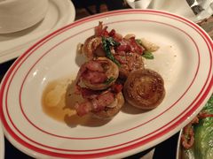 -食间牛排(重庆路万达店)