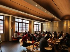 -星巴克臻选(上海今潮8弄店)