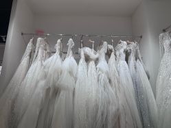 -PAI婚纱礼服设计馆【大牌租赁/高级定制】