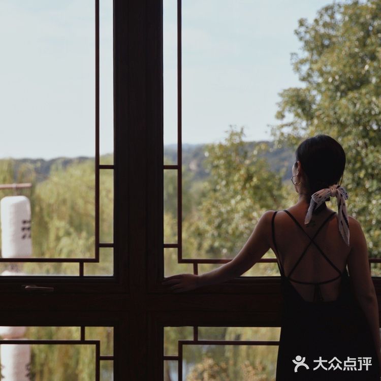 沉浸式古风体验，乘船入住