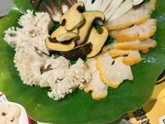 -钢管厂五区小郡肝串串香火锅(梅川路店)