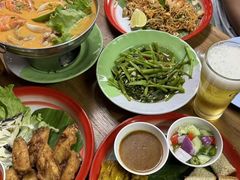 -Kat's Kitchen