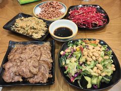 -三鞭一花·独一处·元英砂锅(海光寺店)