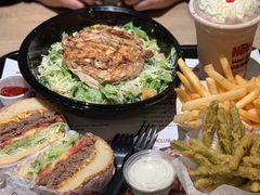 -The Habit Burger Grill 哈比特汉堡(复兴soho店)