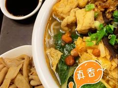 小碗三鲜螺蛳粉-水平有限螺蛳粉(宏达大厦店)