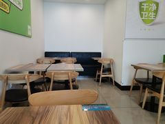 大堂-老乡鸡(池州商之都店)